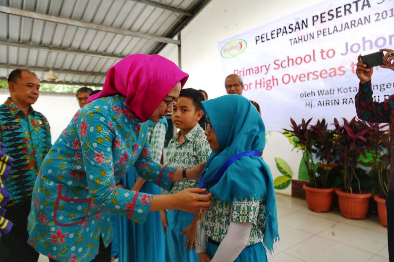 Walikota Tangerang Selatan (Tangsel) Airin Rachmi Diany 