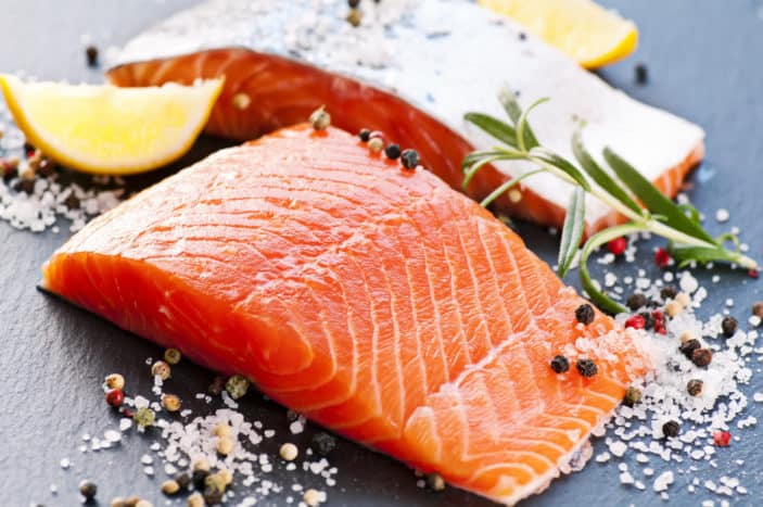 memasak salmon