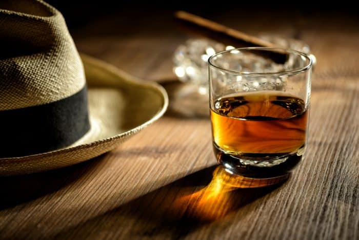 rum adalah minuman beralkohol