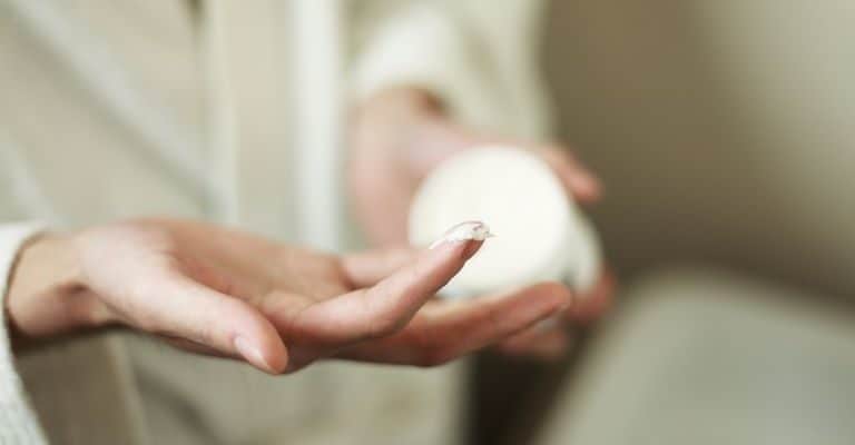 pelembap untuk kulit kering