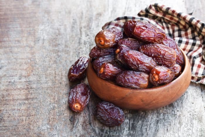 kurma kering dan kurma segar