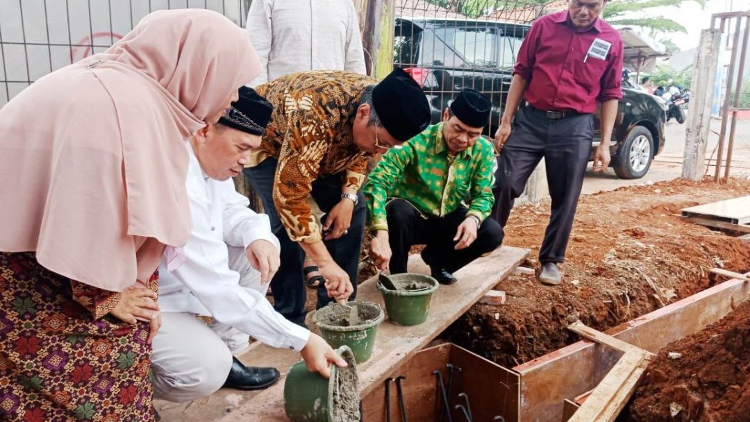 Peletakan Batu Pertama Sekolah Quran Mumtaz Robbani Pamulang Tangsel