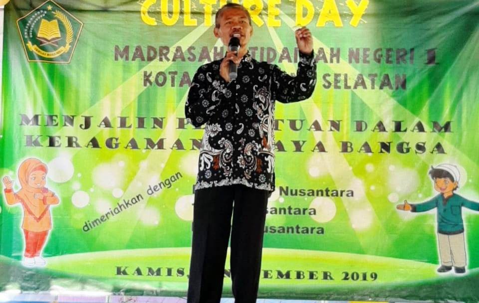 Peringati Hari Anak Internasional, MIN 1 Tangsel Gelar Culture and Market Day