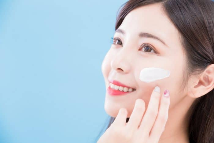 cara memakai ulang sunscreen