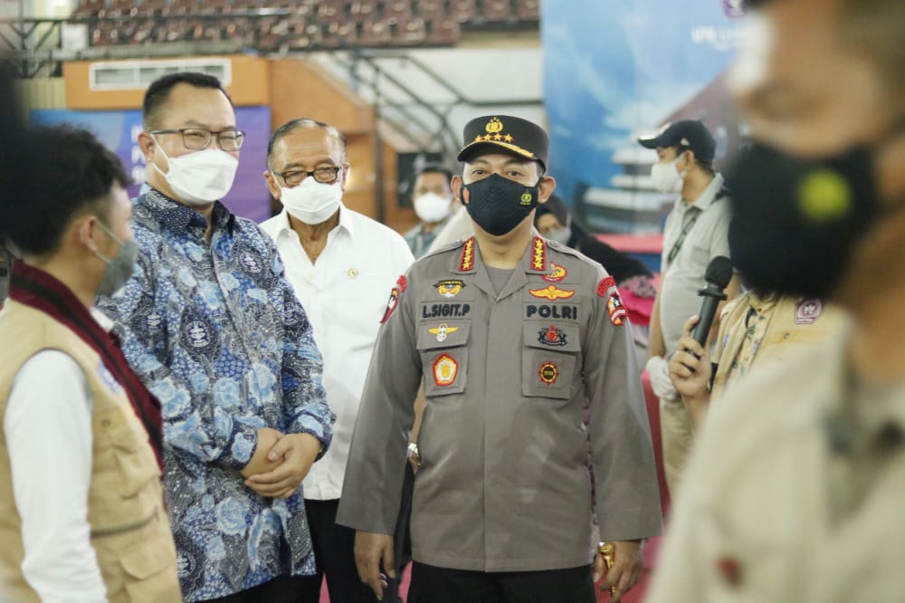 Percepat Vaksinasi, Kapolri Listyo Sigit Prabowo Tegaskan Siap Bekerja Sama dengan Semua Pihak