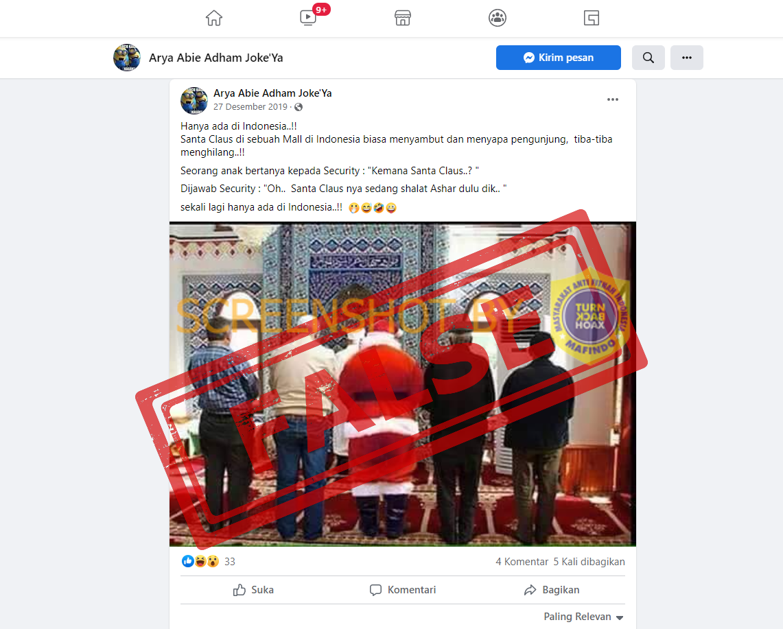 [SALAH] Foto "Santa Claus ikut salat berjamaah"