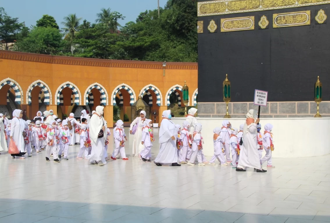 Lebih dari 2550 Siswa-siswi RA Kota Tangsel Ikuti Pendidikan dan Peragaan Manasik Haji