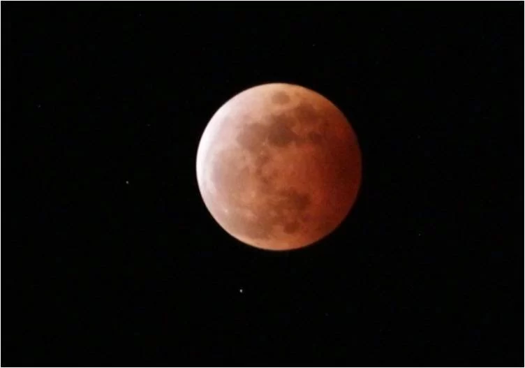 Gerhana Bulan Total 8 November 2022