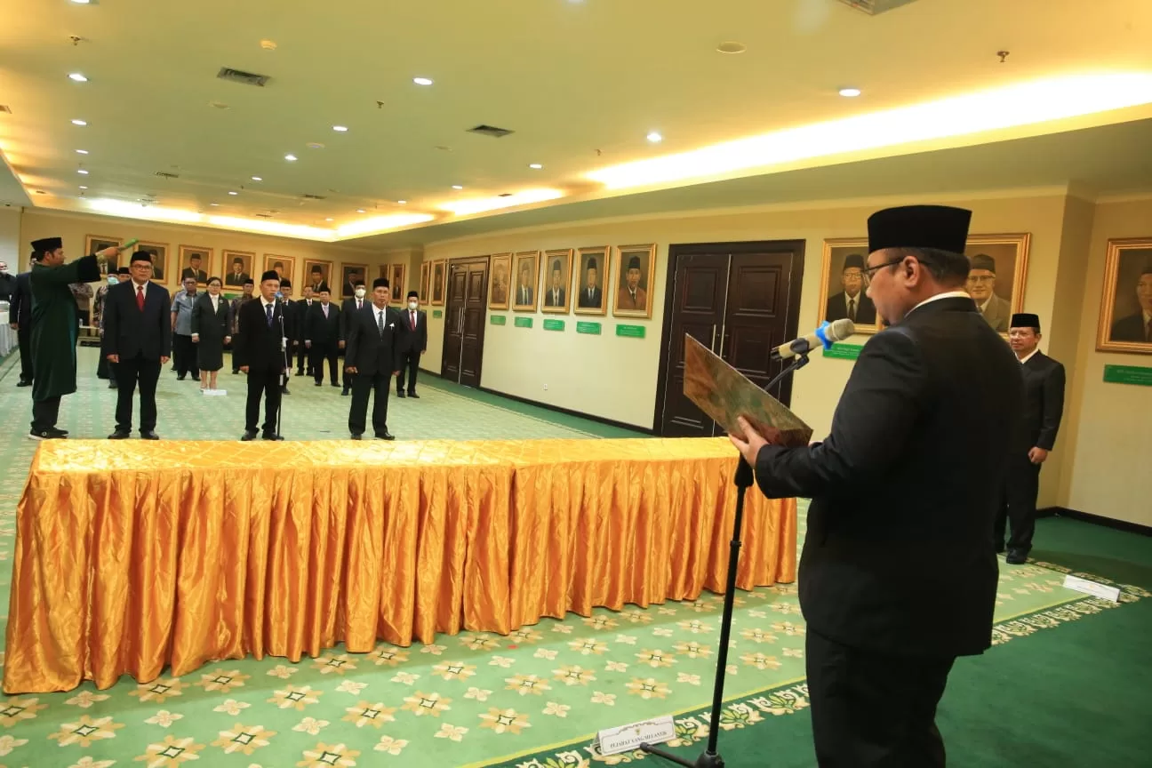 Profesor Asep Saepudin Jahar Dilantik Jadi Rektor UIN Jakarta Periode 2023-2027