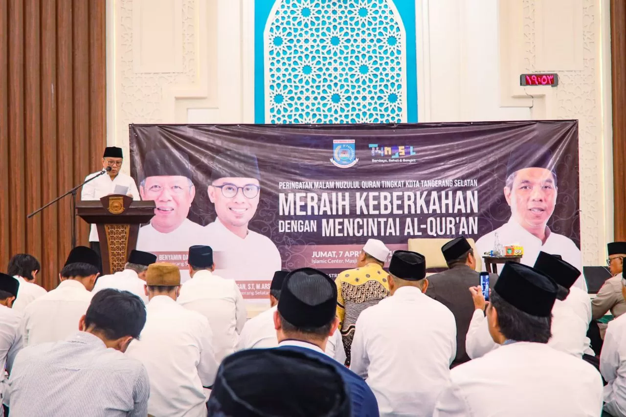 Peringatan yang digelar di Islamic Center Baiturrahmi, BSD Serpong, diisi dengan tausyiah dari Wakil Ketua PBNU KH Zulfa Mustofa, serta dihadiri langsung oleh Wali Kota Benyamin Davnie, Sekretaris Daerah Bambang Noertjahjo, Ketua DPRD Abdul Rasyid dan jajaran Forkopimda, Jumat (07/04).