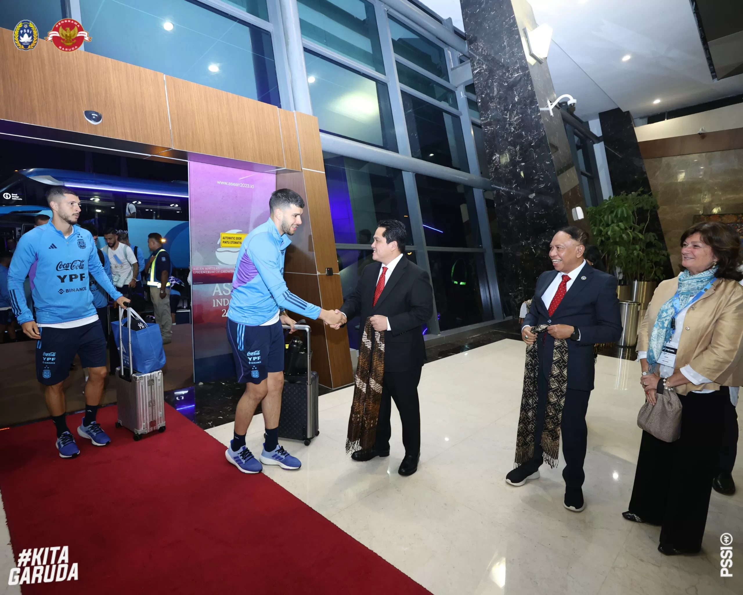 Tanpa Messi, Ketum PSSI Erick Thohir Sambut Kedatangan Timnas Argentina