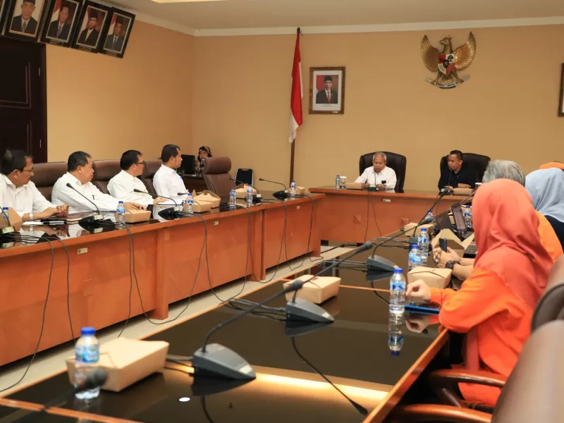 Kemenag & Pos Indonesia Jajaki Sinergi Layanan Distribusi hingga Daerah 3T