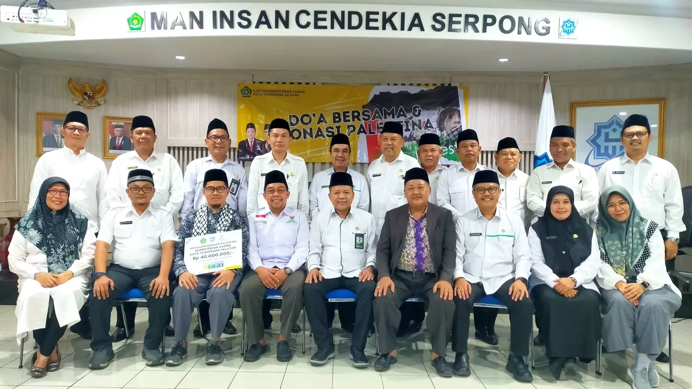 Kemenag Tangsel Serahkan Donasi Untuk Palestina Lewat Baznas Tangsel