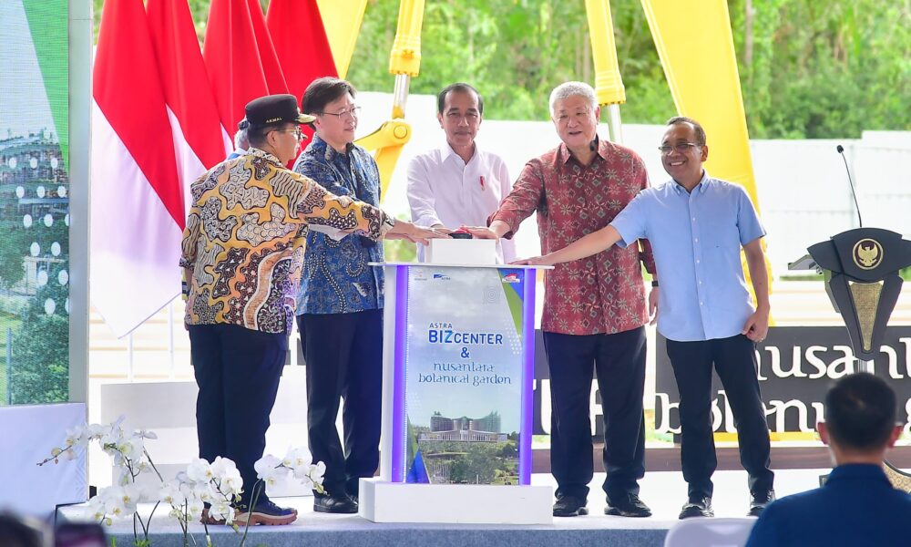 Presiden Jokowi Resmikan Astra Biz Center dan Nusantara Botanical Garden di IKN