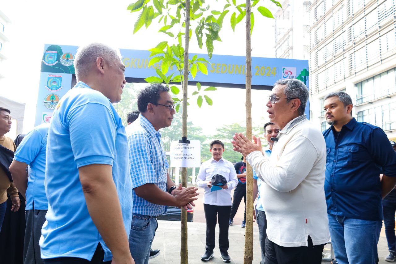 Benyamin Ajak Masyarakat untuk Peduli Lingkungan 