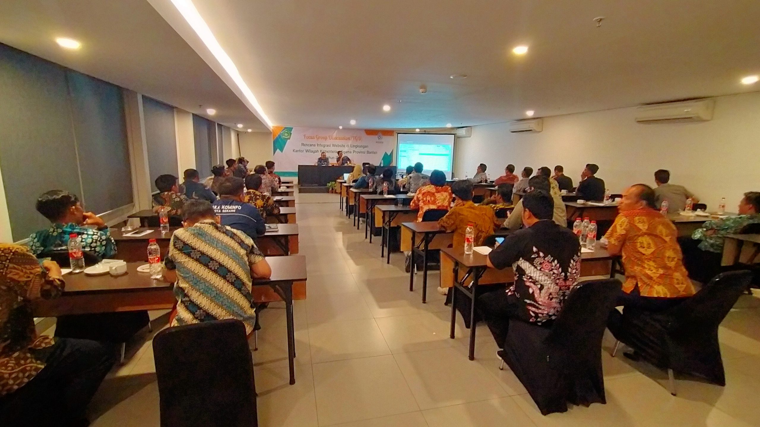 Kanwil Kemenag Banten Gelar FGD Integrasi Website