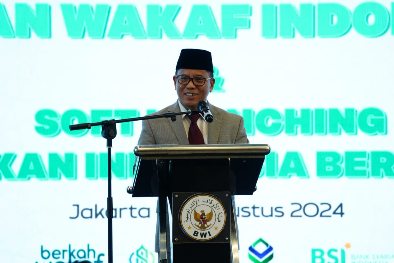Wamenag Luncurkan Gerakan Indonesia Berwakaf