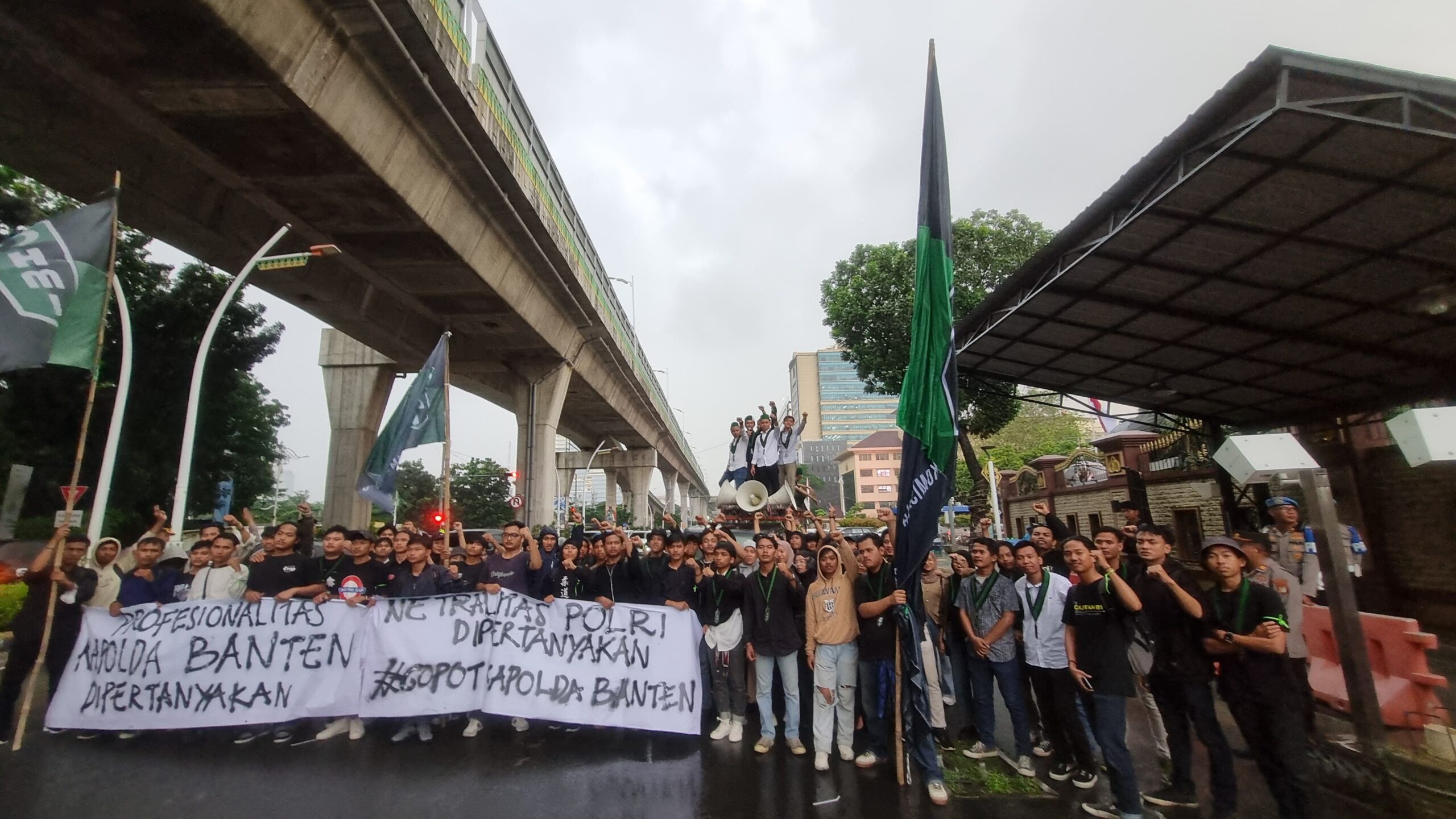 HMI Cabang Serang Minta Evaluasi dan Copot Kapolda Banten