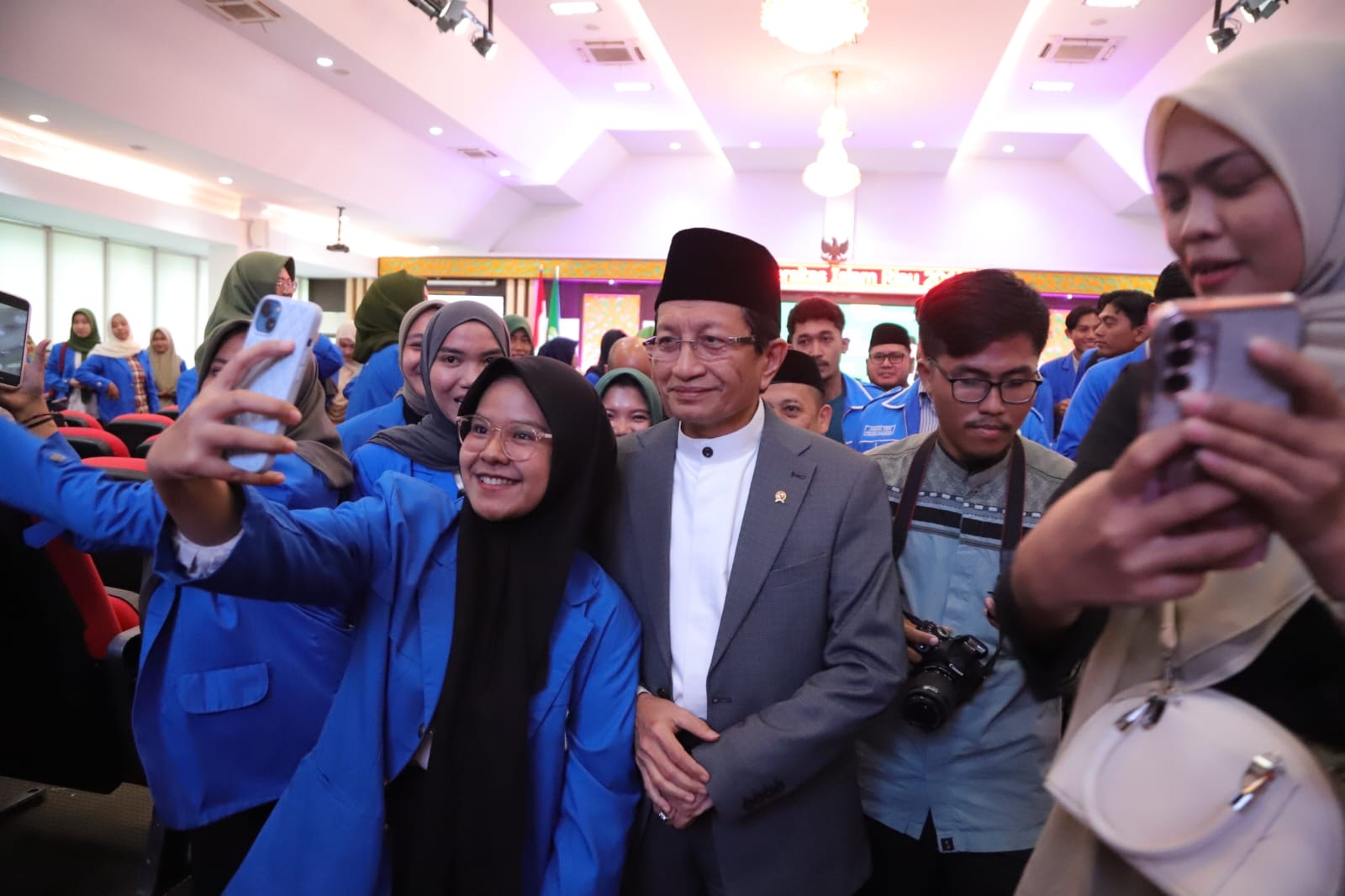 Menag Ajak Generasi Z Padukan Teknologi dan Spiritualitas