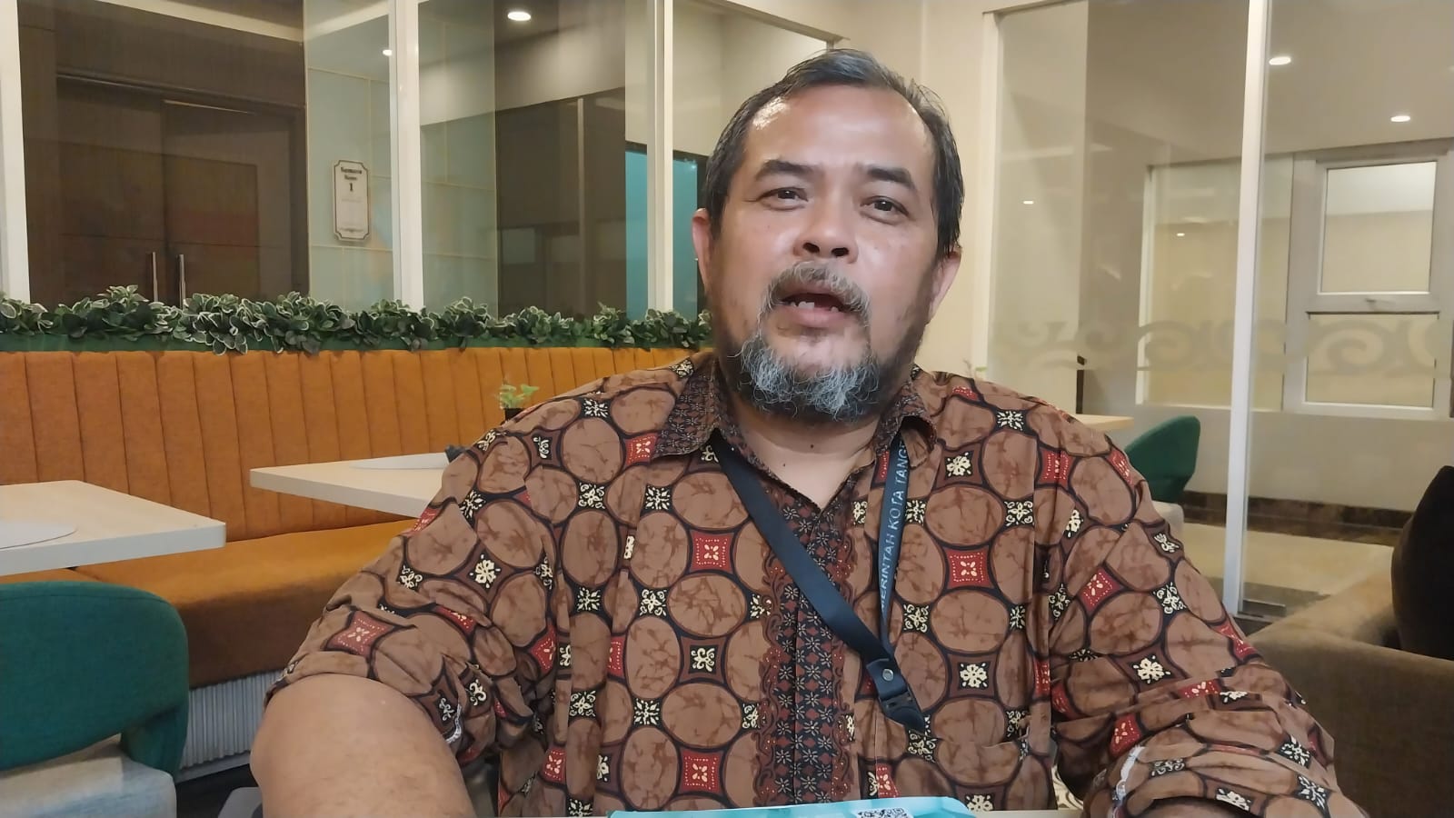 Kepala UPTD PPA Kota Tangerang Selatan Tri Purwanto