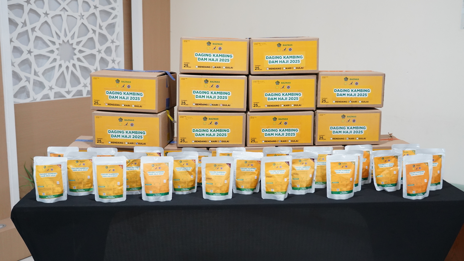 Sejarah Baru, Indonesia Salurkan Lebih 211 Ribu Pouch Olahan Daging Dam Haji ke Masyarakat