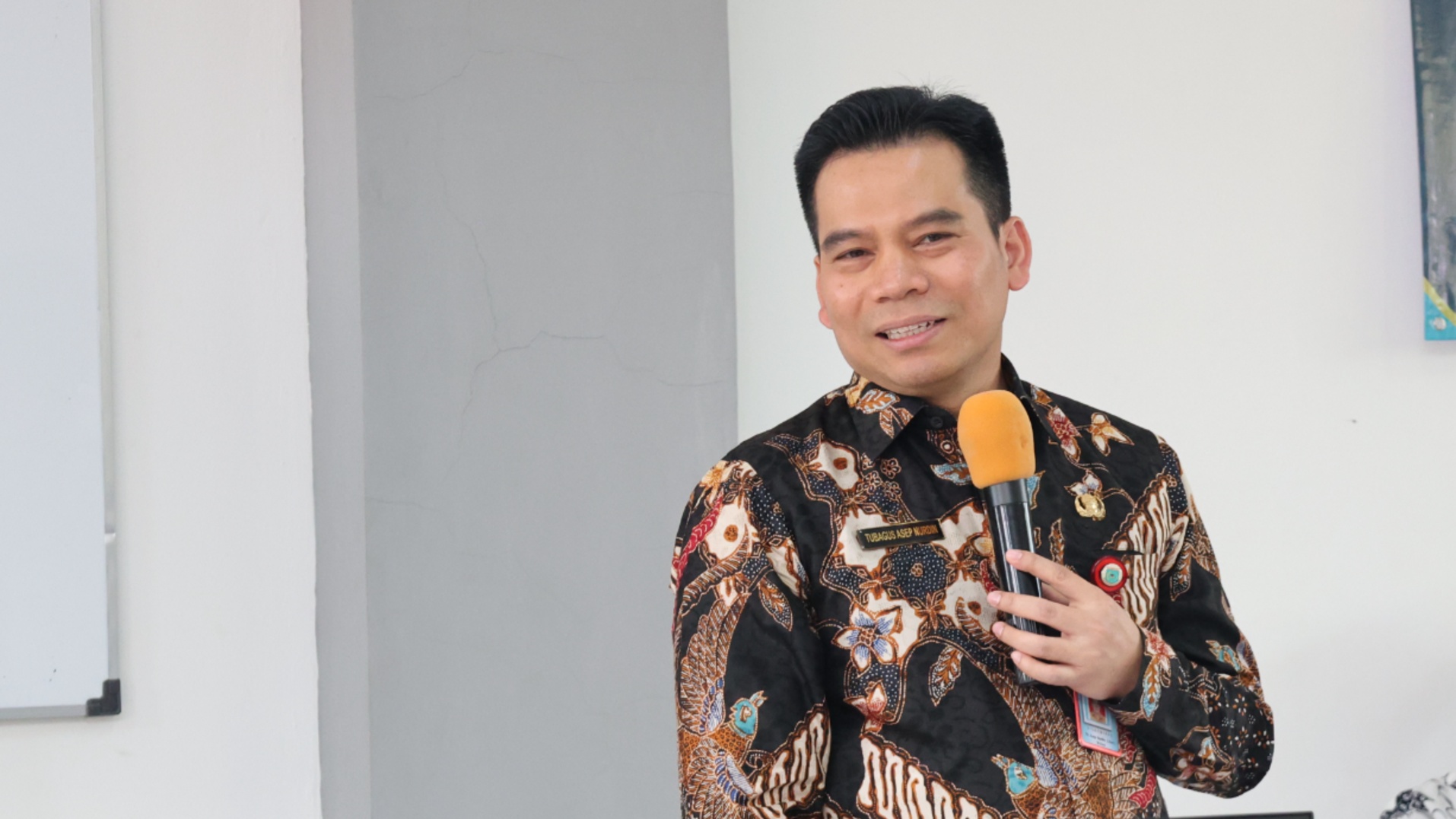 Kepala Diskominfo Kota Tangerang Selatan, Tb. Asep Nurdin